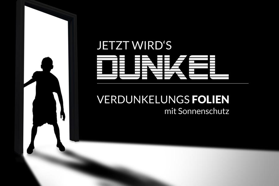 mit schwarzer Verdunklungsfolie verdunkeltes zimmer