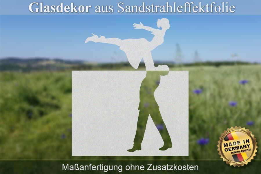 glasdekor-motiv-tanzendes-paar-mann-traegt-taenzerin-auf-haenden_satinierte-fensterfolie