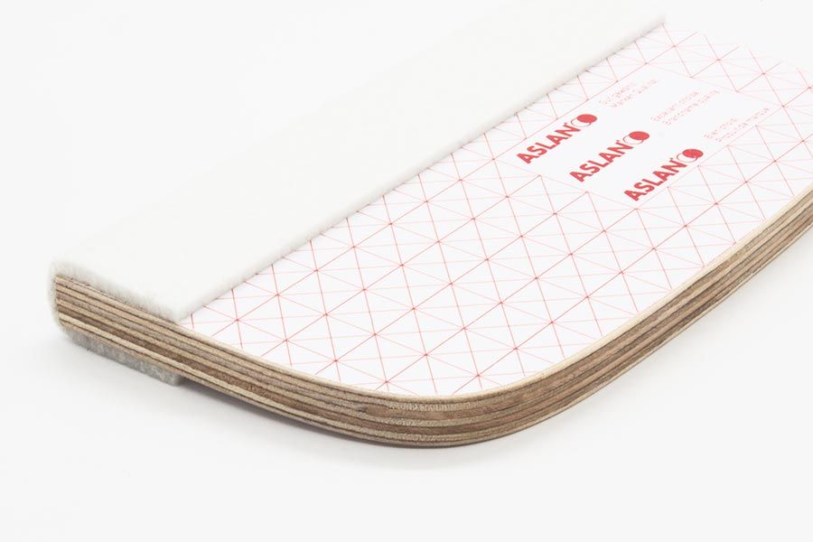 Holzrakel mit Filzkante WoodSqueegee Detailansicht