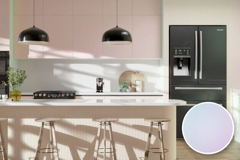 Anwendungsbeispiel mit Coverstyl Möbelfolie Aurora Stripes – schillernde Metalloptik mit Streifen, rechts unten die Oberfläche im Detail