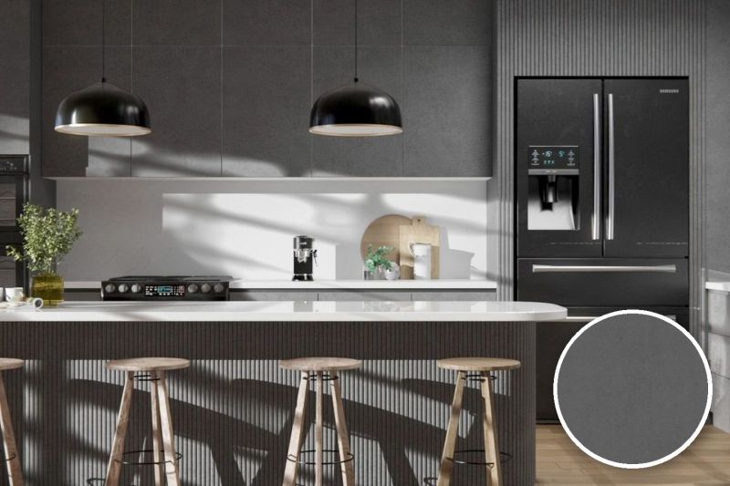 Anwendungsbeispiel mit Coverstyl Möbelfolie PVC Free - Urban Dark – Beton dunkel, rechts unten die Oberfläche im Detail