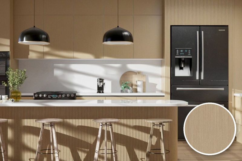 Anwendungsbeispiel mit Coverstyl Möbelfolie Cashew Oak – Eiche hell, rechts unten die Oberfläche im Detail