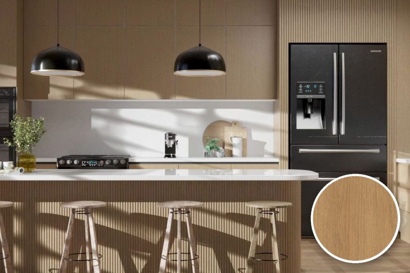 Anwendungsbeispiel mit Coverstyl Möbelfolie Safari Oak – Eiche mittel, rechts unten die Oberfläche im Detail