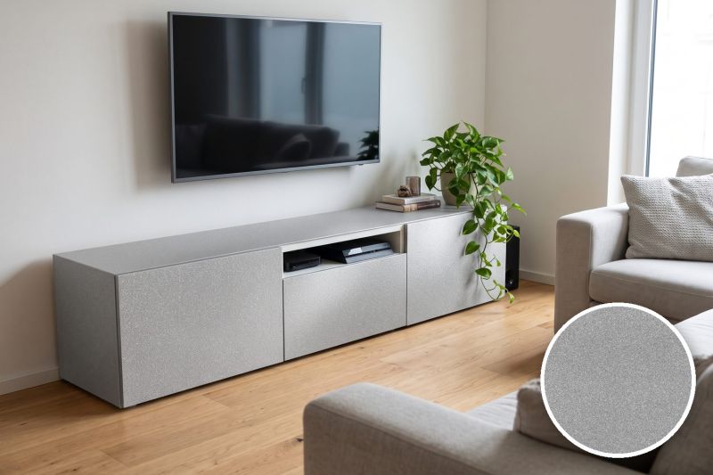 Anwendungsbeispiel mit Coverstyl Möbelfolie Silver Disco – Glitzer Silber, rechts unten die Oberfläche im Detail