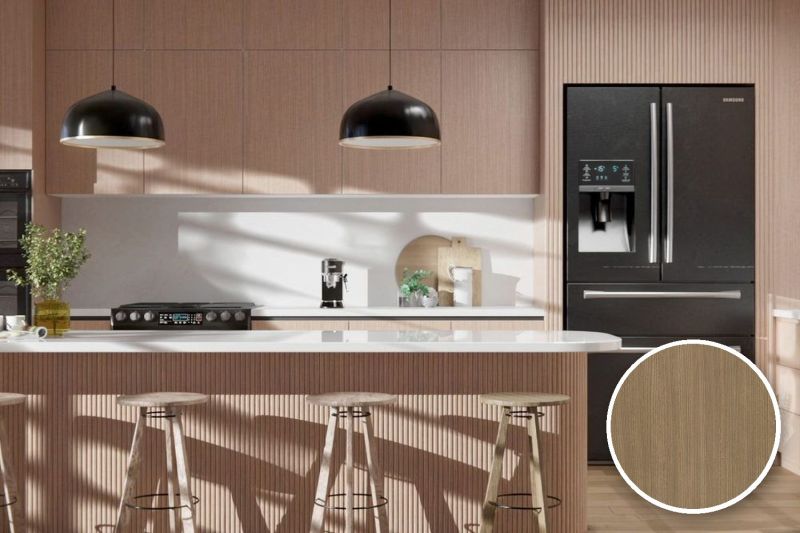 Anwendungsbeispiel mit Coverstyl Möbelfolie Warm walnut – Nussbaum dunkel, rechts unten die Oberfläche im Detail