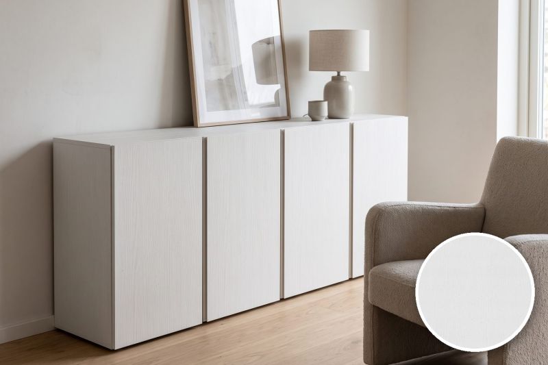 Anwendungsbeispiel mit Coverstyl Möbelfolie Pure – Holzoptik weiß, rechts unten die Oberfläche im Detail