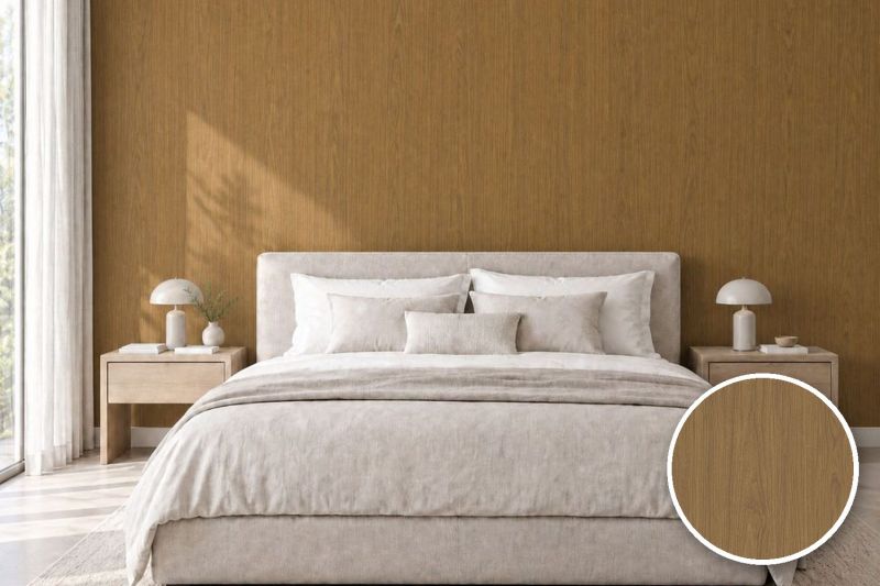 Anwendungsbeispiel mit Coverstyl Möbelfolie Pecan Walnut – Nussbaum dunkel, rechts unten die Oberfläche im Detail