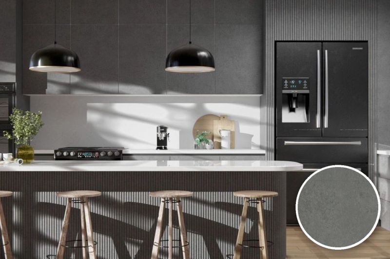 Anwendungsbeispiel mit Coverstyl Möbelfolie High Resistant - Urban Dark – Beton dunkel, rechts unten die Oberfläche im Detail