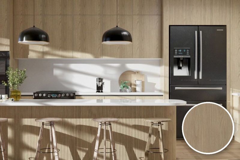 Anwendungsbeispiel mit Coverstyl Möbelfolie Hazy Walnut – Nussbaum mittel, rechts unten die Oberfläche im Detail