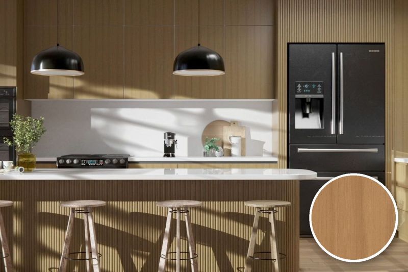 Anwendungsbeispiel mit Coverstyl Möbelfolie Golden Beech – Buche mittel, rechts unten die Oberfläche im Detail